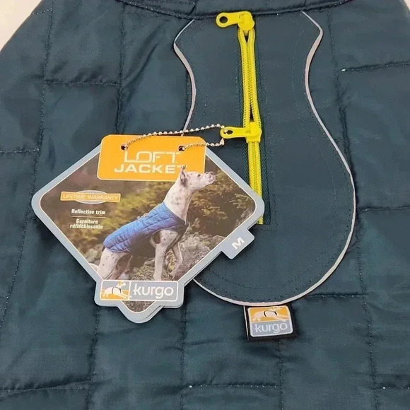 Kurgo Loft Jacket, Reversible Dog Coat - Picture 3 of 6